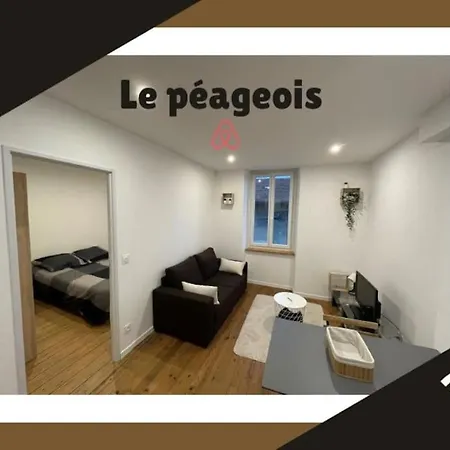 Le Peageois : Lumineux Et Calme
